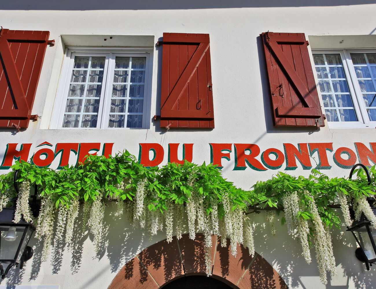 maison-bonnet-hotel-fronton-restaurant-itxassou